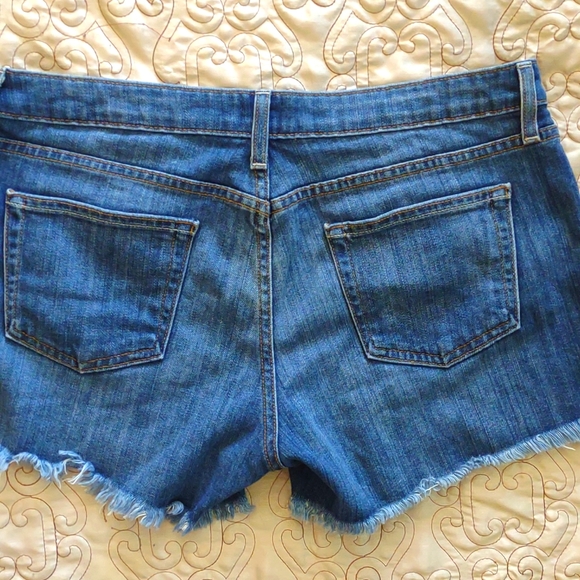 Just black, jean shorts. Great condition. Size 32. - Picture 5 of 5